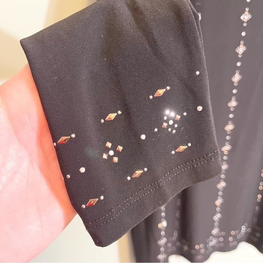 WhiteHouse BlackMarket‎ Cold-Shoulder Black Knit Shift Dress Size Large - Picture 12 of 16